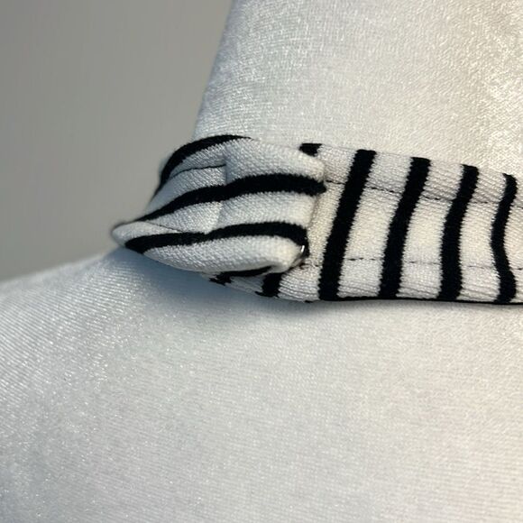 Anthropologie x Maeve Twist-Front Halter Top Black and White Stripes L - Picture 5 of 10